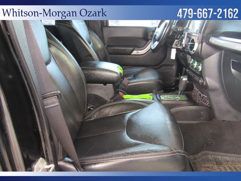Used 2016 Jeep Wrangler Unlimited Rubicon AWD/4WD image 34