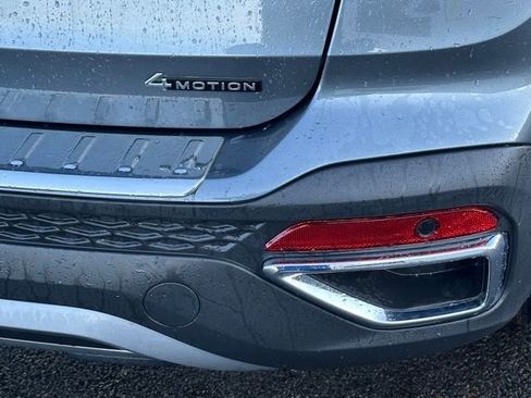 New 2026 Volkswagen Taos SE image 15