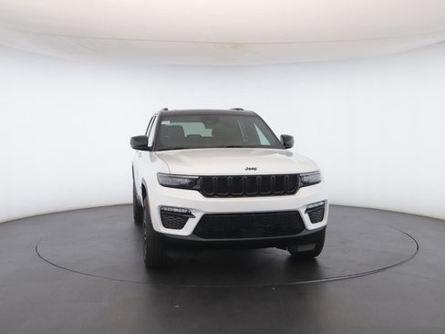 New 2025 Jeep Grand Cherokee Limited image 33