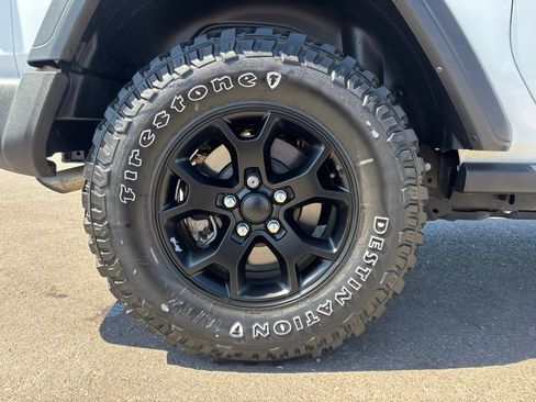 Used 2023 Jeep Wrangler Sport AWD/4WD image 31