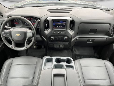 Used 2021 Chevrolet Silverado 1500 W/T w/ WT Value Package AWD/4WD image 12