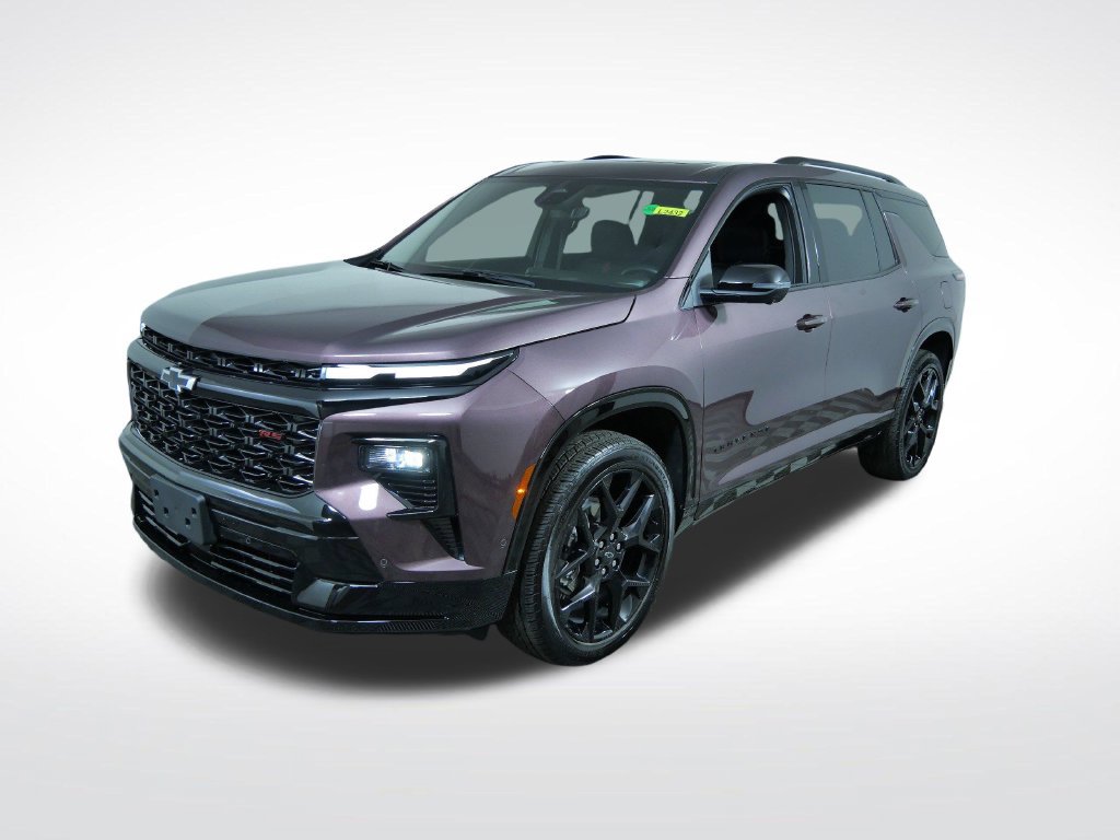 Used 2025 Chevrolet Traverse RS AWD/4WD image 9