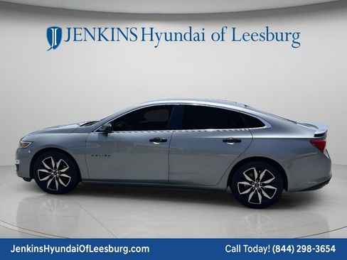 Used 2023 Chevrolet Malibu RS FWD image 9