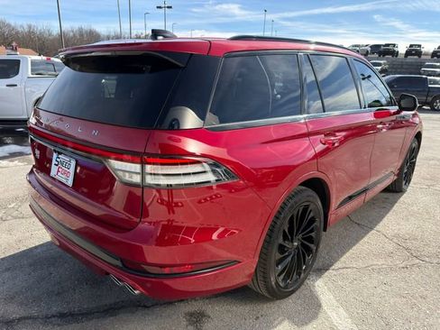 Used 2025 Lincoln Aviator Reserve w/ Equipment Group 201A image 7