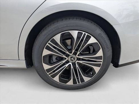 New 2026 Mercedes-Benz E 350 4MATIC Sedan image 9