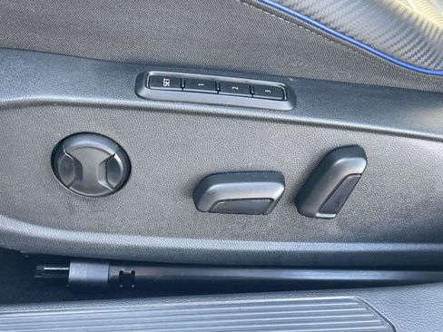 Used 2024 Volkswagen Golf R AWD/4WD image 17
