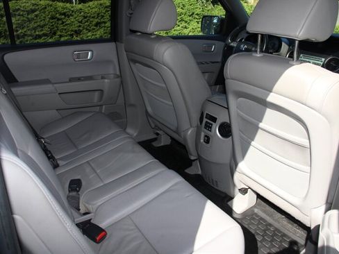 Used 2010 Honda Pilot EX-L image 6