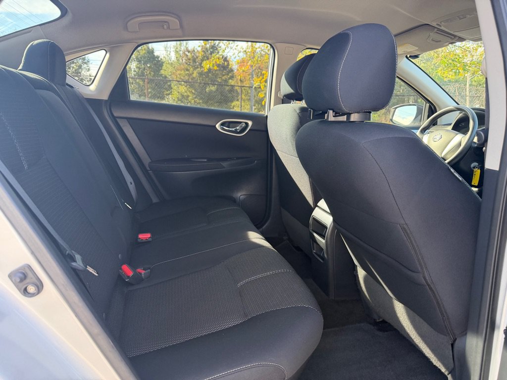 Used 2014 Nissan Sentra S FWD image 9