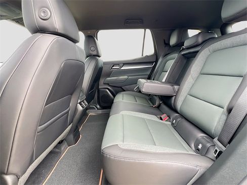 New 2026 GMC Terrain AT4 w/ Convenience Package III image 17