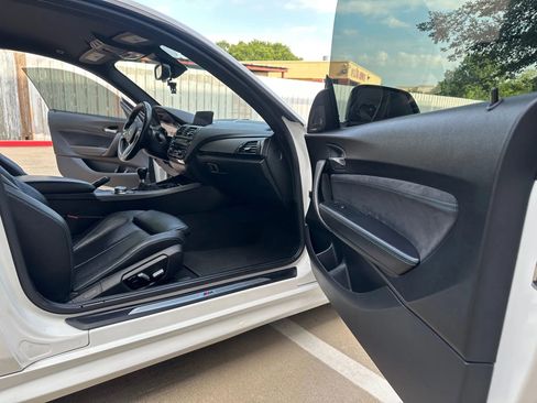 Used 2017 BMW M2 image 18