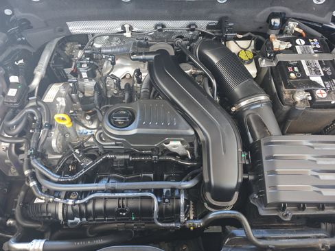 Certified 2023 Volkswagen Taos S image 22