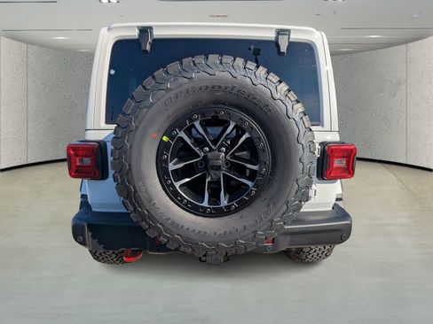 New 2026 Jeep Wrangler Unlimited Rubicon image 5