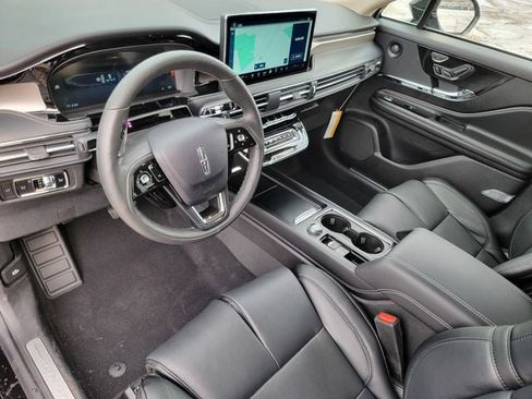 New 2026 Lincoln Corsair Reserve image 18