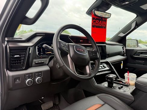 Used 2026 GMC Sierra 1500 AT4 w/ AT4 Premium Package AWD/4WD image 11