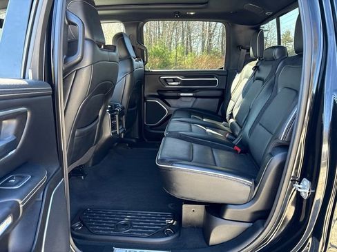 Used 2022 RAM 1500 Laramie AWD/4WD image 14