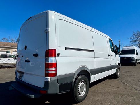 Used 2015 Mercedes-Benz Sprinter 2500 w/ Driver Comfort Package image 6