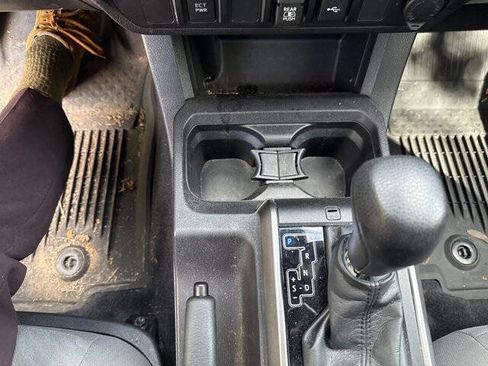 Used 2022 Toyota Tacoma SR5 image 22