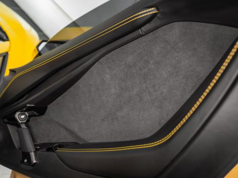 Used 2024 Lamborghini Revuelto image 54