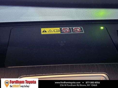 Used 2026 Toyota Sienna LE FWD image 27