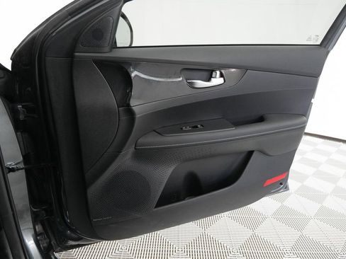 Used 2024 Kia Forte GT-Line w/ GT-Line Premium Package image 21