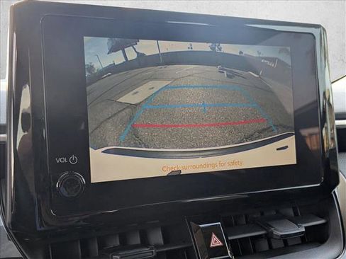 Used 2023 Toyota Corolla LE image 13