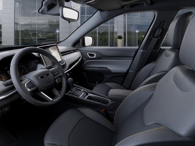 New 2026 Jeep Compass Latitude AWD/4WD image 30