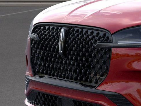 New 2026 Lincoln Aviator AWD w/ Jet Appearance Package image 24