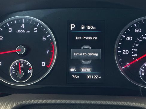 Used 2022 Kia K5 LXS FWD image 24