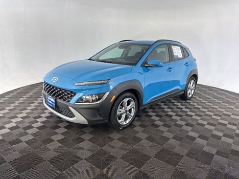 Used 2023 Hyundai Kona SEL image 4