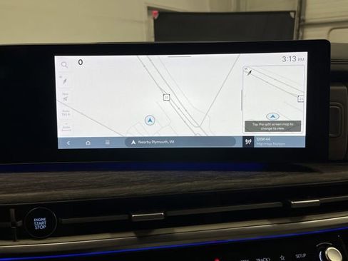 Used 2024 Hyundai Santa Fe Limited image 10