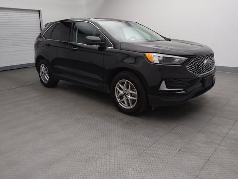Used 2023 Ford Edge SEL image 11