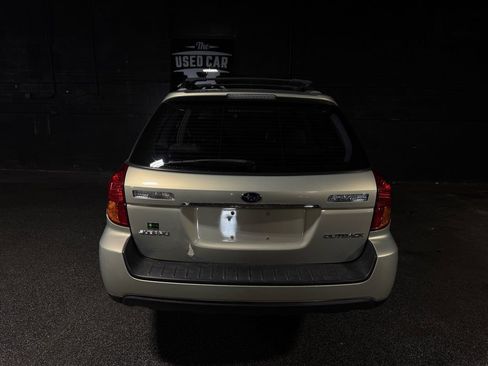 Used 2005 Subaru Outback 2.5i AWD/4WD image 4