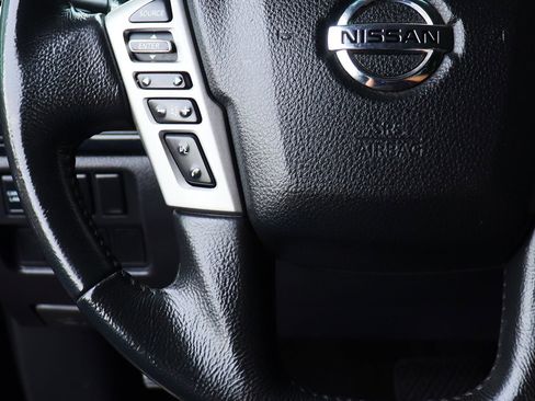 Used 2020 Nissan Titan SV w/ SV Convenience Package image 54