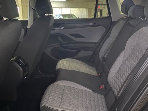 Used 2026 Volkswagen Tiguan S FWD image 19