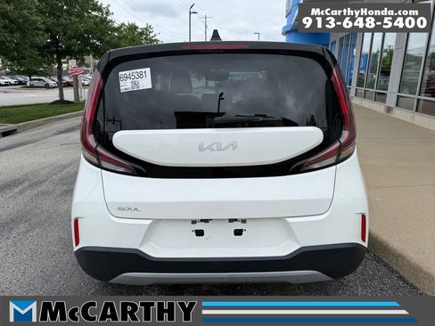 Used 2023 Kia Soul LX w/ Option Group 015 FWD image 12
