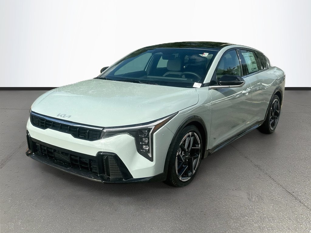 New 2027 Kia K4 GT-Line Turbo FWD image 3