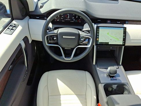Used 2025 Land Rover Discovery Sport S AWD/4WD image 4