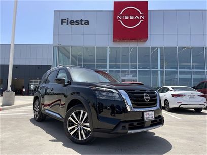 New 2025 Nissan Pathfinder Platinum