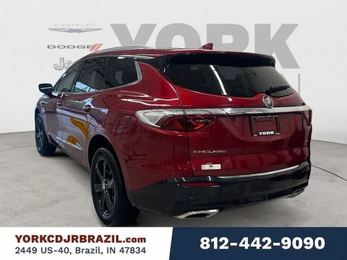 Used 2023 Buick Enclave Essence w/ Sport Touring Edition FWD image 3