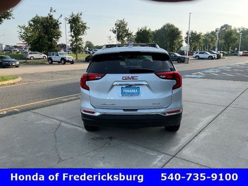 Used 2020 GMC Terrain SLT w/ Preferred Package AWD/4WD image 4