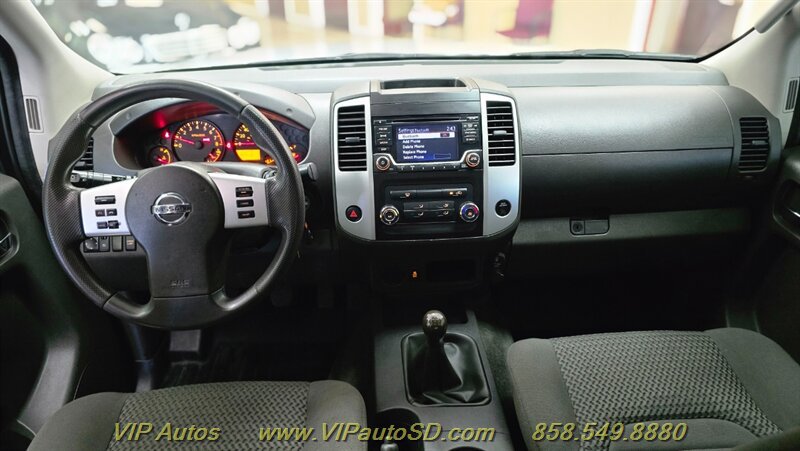 Used 2018 Nissan Frontier SV RWD image 19