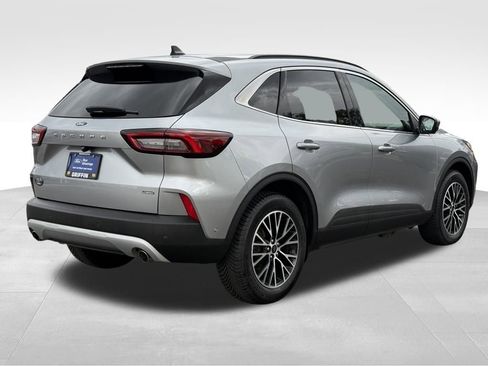 Certified 2023 Ford Escape SE w/ PHEV Premium Package image 7