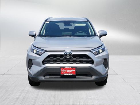 Certified 2025 Toyota RAV4 XLE AWD/4WD image 2