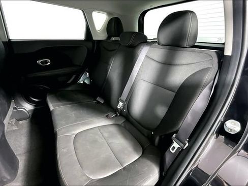 Used 2019 Kia Soul FWD image 26