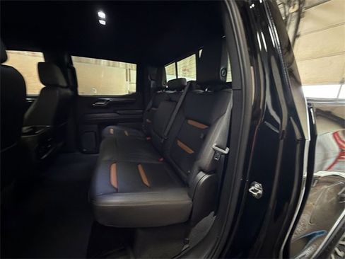 Certified 2022 GMC Sierra 1500 AT4 w/ AT4 Preferred Package image 23