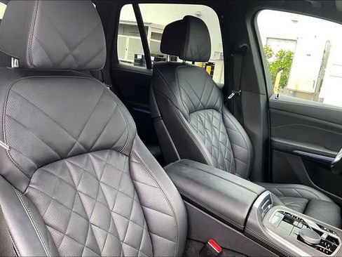 Used 2025 BMW X5 sDrive40i RWD image 7