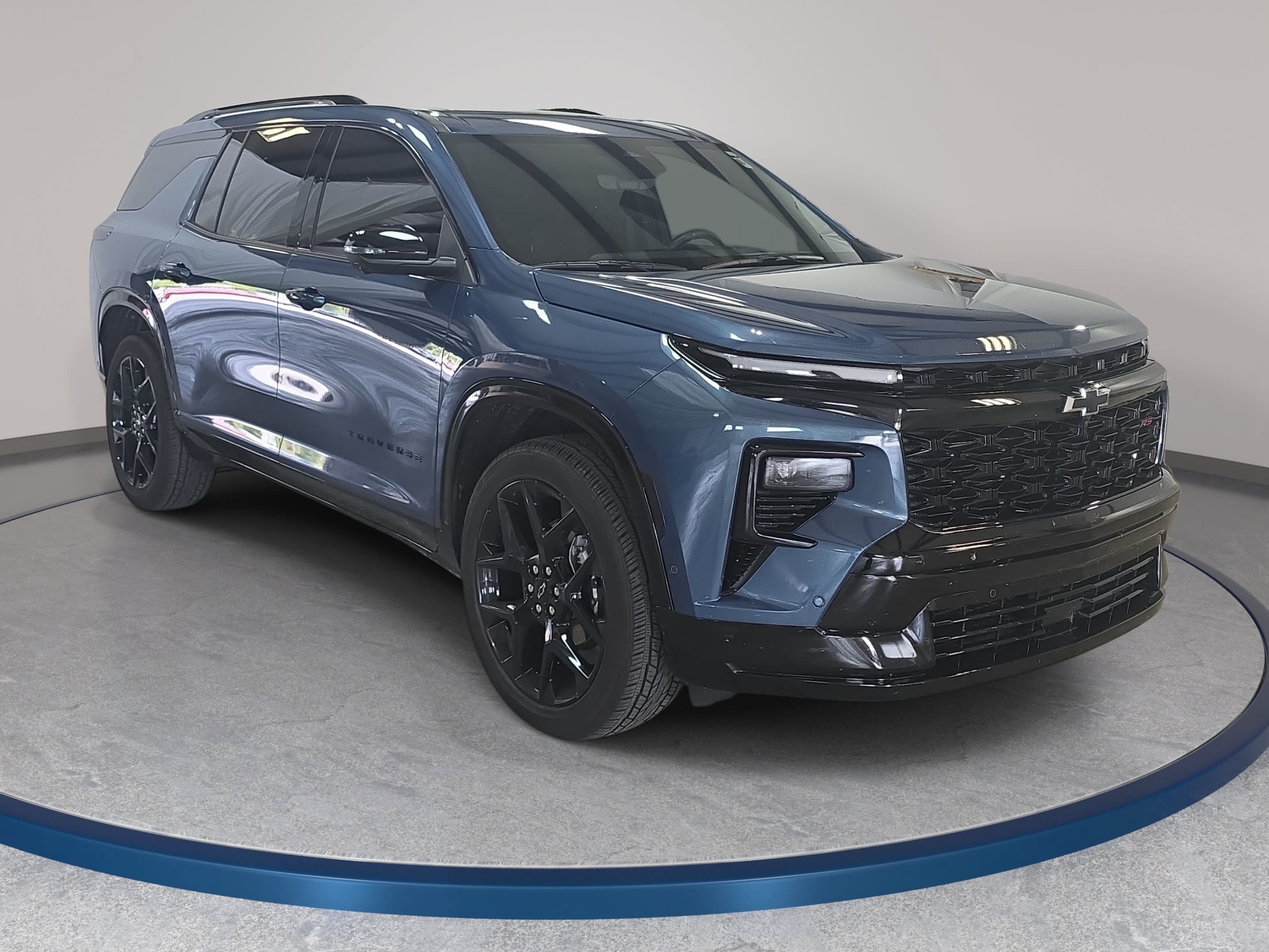 Used 2026 Chevrolet Traverse RS w/ LPO, Floor Liner Package FWD image 4