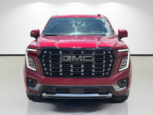 Used 2025 GMC Yukon Denali Ultimate AWD/4WD image 8