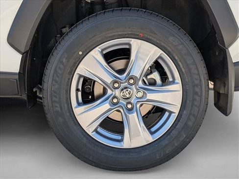 Certified 2025 Toyota RAV4 XLE w/ Convenience Package FWD image 10