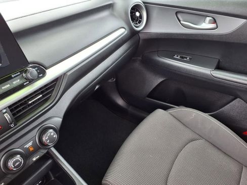 Used 2020 Kia Forte LXS image 26